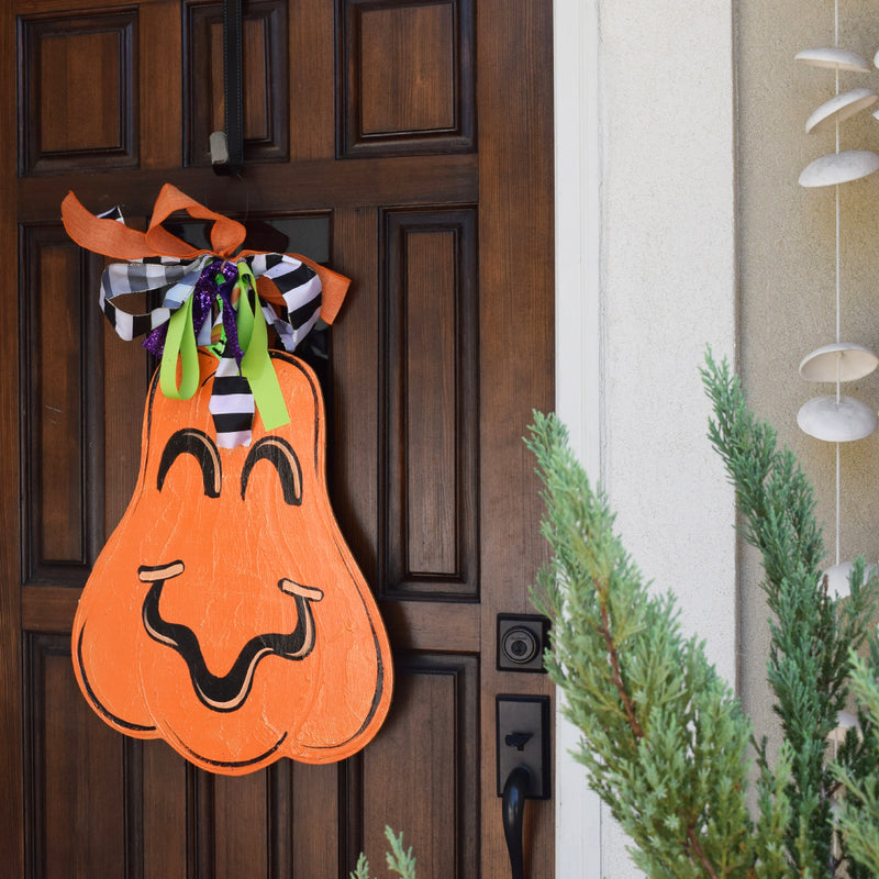 Jack O'Lantern Door Hanger– TheMississippiGiftCompany.com