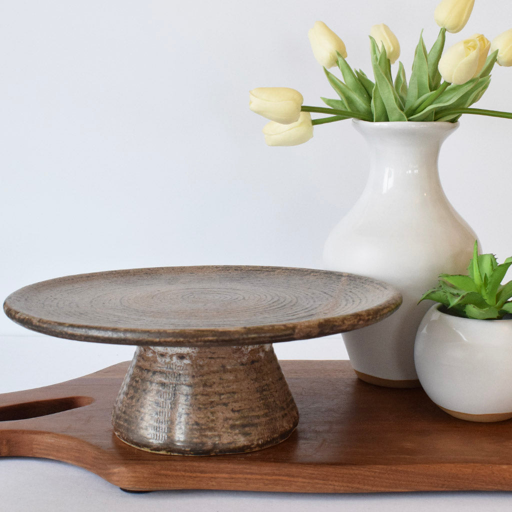 Cake Stand Nutmeg - TheMississippiGiftCompany.com